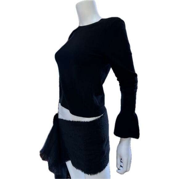 Alice + Olivia Black Crop Bell Sweater - Picture 3 of 7